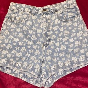 AMERICAN APPAREL floral denim shorts